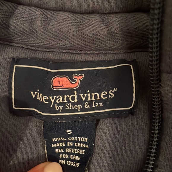 Quarter zip vineyard vines - Picture 2 of 3